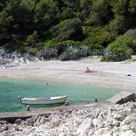 Semesterbostad Seaside House Milna, Hvar - 114 Milna (Hvar)