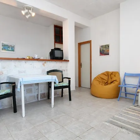 Seaside House Milna, Hvar - 114 Ferienhaus *