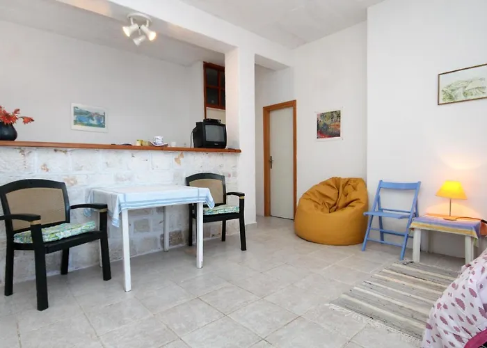 Seaside House Milna, Hvar - 114 Ferienhaus *